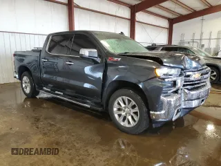 2021 Chevrolet Silverado 1500 LTZ with VIN 1GCUYGED1MZ220280, listed as a Copart auction lot 55361055 with 33,805 mi miles and Salvage Title. Bid and sale history available at DreamBid. Image 4.