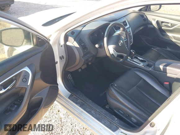 2016 Nissan Altima S with VIN 1N4AL3APXGC288696, listed as a IAAI auction lot 41209580 with 131,709 mi miles and . Bid and sale history available at carsss.com. Image 13.