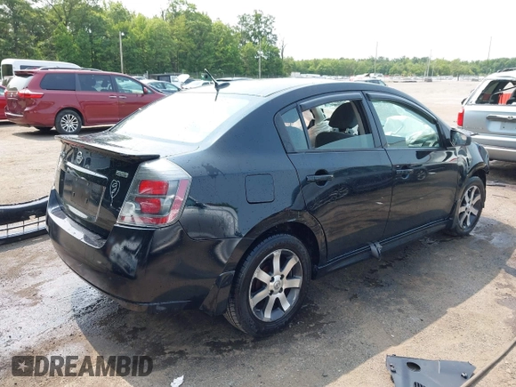 2012 Nissan Sentra S z VIN 3N1AB6AP7CL735517, wystawiony jako IAAI lot #42390746 z przebiegiem 141 203 mil mil oraz . Historia ofert i sprzedaży dostępna na DreamBid. Obrazek 4.