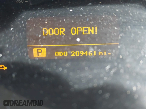 2006 Hyundai Azera SE with VIN KMHFC46F06A121940, listed as a IAAI auction lot 41707660 with 209,461 mi miles and . Bid and sale history available at DreamBid. Image 7.