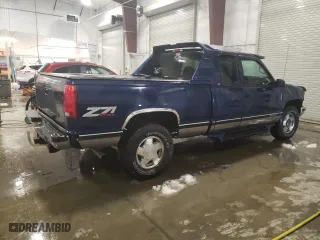 1998 Chevrolet C/K 1500 with VIN 2GCEK19RXW1168328, listed as a Copart auction lot 51498725 with 206,998 mi miles and Salvage Title. Bid and sale history available at carsss.com. Image 3.