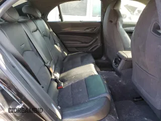 2017 Cadillac CTS-V z VIN 1G6A15S60H0208958, wystawiony jako Copart lot #43529704 z przebiegiem 74 025 mil mil oraz Szkoda całkowita • Salvage title. Historia ofert i sprzedaży dostępna na DreamBid. Obrazek 10.