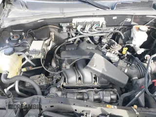 2008 Ford Escape Limited with VIN 1FMCU94108KA71185, listed as a IAAI auction lot 41737102 with 224,666 mi miles. Bid and sale history available at carsss.com. Image 10.