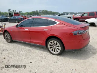 2013 Tesla Model S Performance с VIN 5YJSA1DP0DFP18903, выставлен на аукционе Copart как лот 57621765 с пробегом 120 002 миль миль и Списание • Salvage title. История ставок и продаж доступна на DreamBid. Изображение 2.