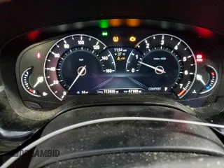 2018 BMW 5 Series 530i xDrive z VIN WBAJA7C56JWA71087, wystawiony jako Copart lot #42373605 z przebiegiem 113 635 mil mil oraz Nie do naprawy • Non repairable. Historia ofert i sprzedaży dostępna na DreamBid. Obrazek 9.