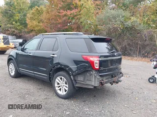 2014 Ford Explorer XLT z VIN 1FM5K8D87EGA95018, wystawiony jako IAAI lot #40465950 z przebiegiem 127 634 mil mil oraz . Historia ofert i sprzedaży dostępna na DreamBid. Obrazek 3.