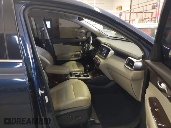 2018 Kia Sorento EX with VIN 5XYPHDA59JG429514, listed as a IAAI auction lot 41490342 with 83,799 mi miles and . Bid and sale history available at carsss.com. Image 5.