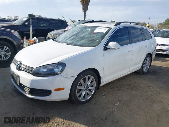 2012 Volkswagen Jetta SportWagen TDI with VIN 3VWPL7AJ7CM686140, listed as a IAAI auction lot 41700711 with 81,831 mi miles. Bid and sale history available at carsss.com. Image 17.