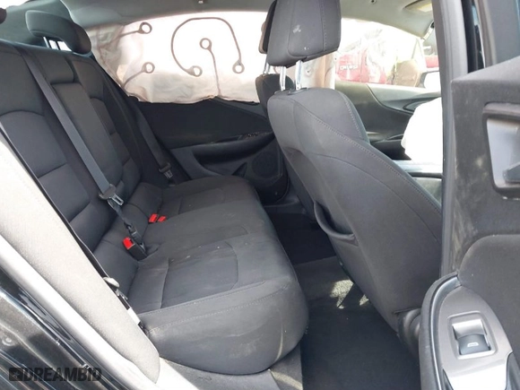 2018 Chevrolet Malibu LT with VIN 1G1ZD5ST2JF134385, listed as a IAAI auction lot 41839314 with 181,569 mi miles. Bid and sale history available at carsss.com. Image 8.