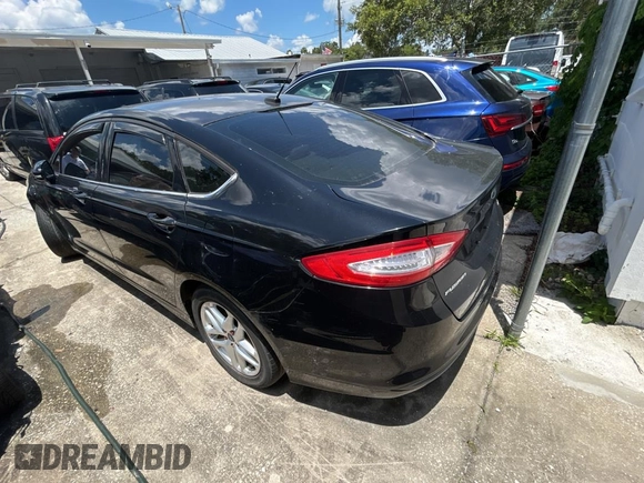 2016 Ford Fusion SE z VIN 1FA6P0H75G5102016, wystawiony jako Copart lot #61691525 z przebiegiem 57 070 mil mil oraz Szkoda całkowita • Salvage title. Historia ofert i sprzedaży dostępna na DreamBid. Obrazek 3.