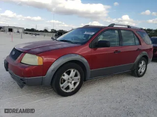 2005 Ford Freestyle SE with VIN 1FMZK01125GA49459, listed as a Copart auction lot 76355084 with 131,733 mi miles and Salvage Title. Bid and sale history available at carsss.com. Image 1.
