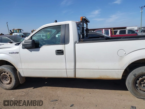 2013 Ford F-150 XL with VIN 1FTMF1CM2DKE67824, listed as a IAAI auction lot 41822285 with 181,957 mi miles and . Bid and sale history available at carsss.com. Image 14.