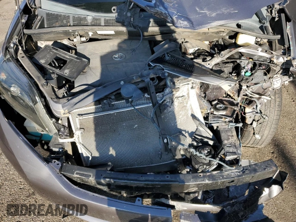2014 Toyota Sienna XLE z VIN 5TDYK3DC6ES524504, wystawiony jako Copart lot #56509235 z przebiegiem Nie podano mil oraz Szkoda całkowita • Salvage title. Historia ofert i sprzedaży dostępna na DreamBid. Obrazek 12.