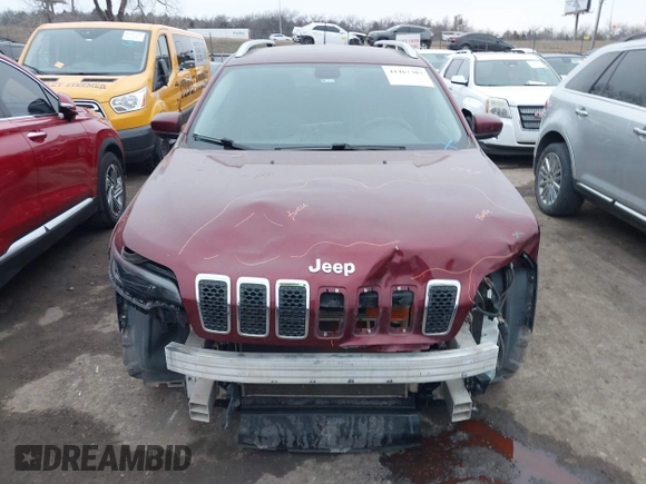 2019 Jeep Cherokee Latitude Plus z VIN 1C4PJLLBXKD420578, wystawiony jako IAAI lot #41462302 z przebiegiem 116 277 mil mil oraz . Historia ofert i sprzedaży dostępna na DreamBid. Obrazek 13.