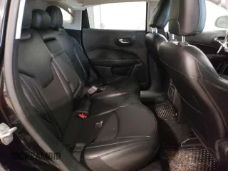 2020 Jeep Compass Latitude z VIN 3C4NJDBB0LT100664, wystawiony jako Copart lot #47980585 z przebiegiem 78 548 mil mil oraz Szkoda całkowita • Salvage title. Historia ofert i sprzedaży dostępna na DreamBid. Obrazek 11.