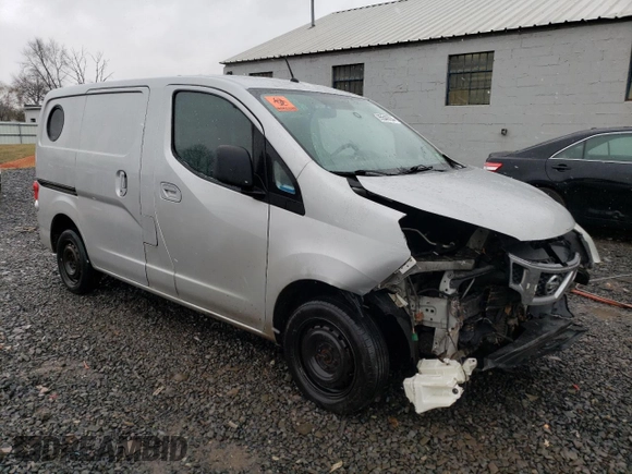 2013 Nissan NV200 SV z VIN 3N6CM0KN2DK691358, wystawiony jako Copart lot #85540004 z przebiegiem Nie podano mil oraz Szkoda całkowita • Salvage title. Historia ofert i sprzedaży dostępna na DreamBid. Obrazek 4.