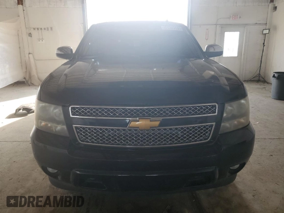 2007 Chevrolet Suburban LTZ with VIN 1GNFK163X7J252250, listed as a Copart auction lot 58479585 with 269,637 mi miles and Clean title. Bid and sale history available at DreamBid. Image 5.