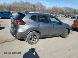 2019 Nissan Rogue SV with VIN JN8AT2MV6KW401800, listed as a Copart auction lot 51526515 with 54,587 mi miles and Salvage Title. Bid and sale history available at carsss.com. Image 3.