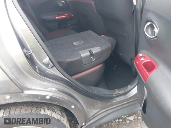 2011 Nissan Juke SL with VIN JN8AF5MV6BT007384, listed as a IAAI auction lot 42025909 with 202,840 mi miles. Bid and sale history available at carsss.com. Image 8.