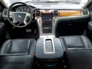 2013 Cadillac Escalade ESV Platinum Edition с VIN 1GYS4KEF3DR351907, выставлен на аукционе Copart как лот 66169965 с пробегом 220 335 миль миль и Чистый • Clean title. История ставок и продаж доступна на DreamBid. Изображение 8.
