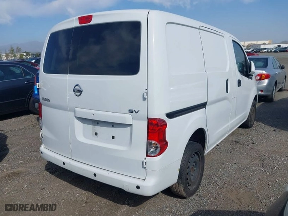 2021 Nissan NV200 Compact Cargo SV with VIN 3N6CM0KN3MK703324, listed as a IAAI auction lot 41947347 with 148,483 mi miles. Bid and sale history available at carsss.com. Image 4.