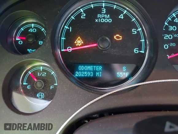 2009 Chevrolet Suburban LTZ with VIN 1GNFC36J29R293712, listed as a IAAI auction lot 42577800 with 202,593 mi miles and . Bid and sale history available at DreamBid. Image 15.