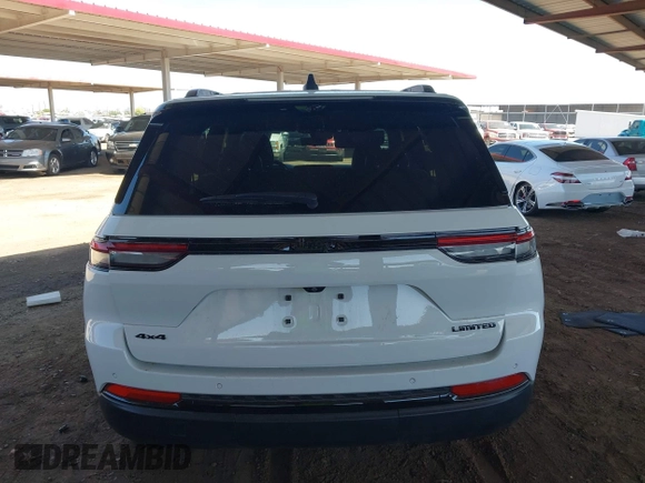 2024 Jeep Grand Cherokee Limited with VIN 1C4RJHBG0RC185384, listed as a IAAI auction lot 41985578 with 8,749 mi miles and . Bid and sale history available at DreamBid. Image 17.