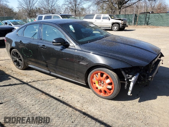 2024 Jaguar XF R-Dynamic SE with VIN SAJBL4GX4RCY95130, listed as a Copart auction lot 45276625 with 8,589 mi miles and Salvage Title. Bid and sale history available at carsss.com. Image 4.
