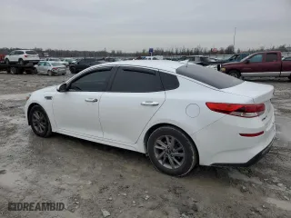 2020 Kia Optima LX with VIN 5XXGT4L31LG402955, listed as a Copart auction lot 45785445 with 124,880 mi miles and Salvage Title. Bid and sale history available at carsss.com. Image 2.
