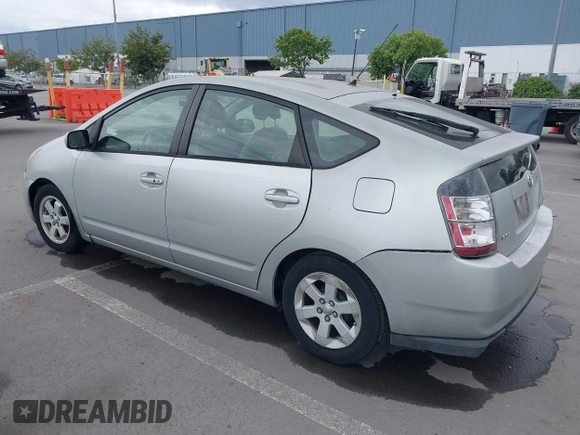2005 Toyota Prius with VIN JTDKB20U257018385, listed as a IAAI auction lot 42085957 with 161,060 mi miles. Bid and sale history available at carsss.com. Image 3.