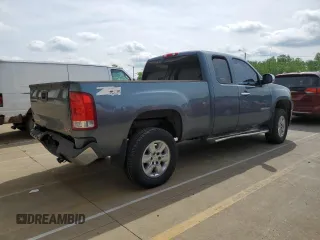 2008 GMC Sierra 1500 SLE1 z VIN 1GTEK19008Z173047, wystawiony jako Copart lot #55492825 z przebiegiem 295 701 mil mil oraz Szkoda całkowita • Salvage title. Historia ofert i sprzedaży dostępna na DreamBid. Obrazek 3.