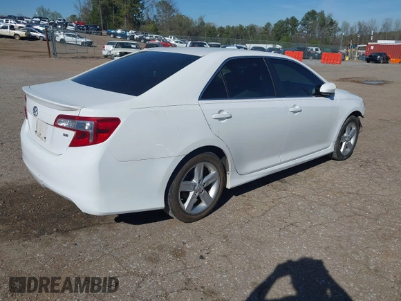 2013 Toyota Camry L with VIN 4T1BF1FK1DU287011, listed as a IAAI auction lot 41864921 with 54,946 mi miles. Bid and sale history available at carsss.com. Image 4.