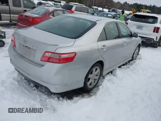 2008 Toyota Camry LE with VIN 4T1BK46K58U561071, listed as a IAAI auction lot 41541980 with 194,379 mi miles. Bid and sale history available at carsss.com. Image 4.