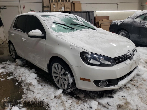 2013 Volkswagen Golf TDI z VIN WVWDM7AJ0DW133057, wystawiony jako Copart lot #37497304 z przebiegiem 137 037 mil mil oraz Szkoda całkowita • Salvage title. Historia ofert i sprzedaży dostępna na DreamBid. Obrazek 4.