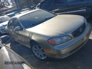 2004 Infiniti I35 with VIN JNKDA31A74T212730, listed as a IAAI auction lot 41875508 with 183,741 mi miles. Bid and sale history available at carsss.com. Image 1.