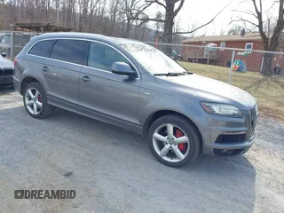 2013 Audi Q7 3.0T S line Prestige with VIN WA1DGAFE8DD012301, listed as a IAAI auction lot 41768600 with 312,744 mi miles. Bid and sale history available at carsss.com. Image 1.