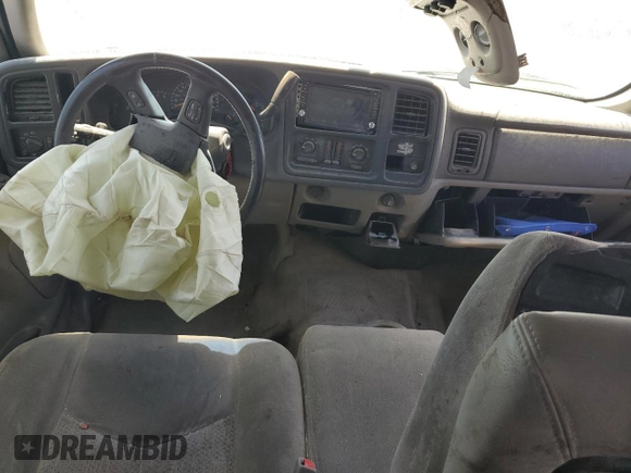 2005 Chevrolet Tahoe LS with VIN 1GNEC13V05J225988, listed as a Copart auction lot 57608195 with 200,378 mi miles and Non repairable. Bid and sale history available at DreamBid. Image 8.