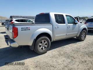 2005 Nissan Frontier LE z VIN 1N6AD07W95C443995, wystawiony jako Copart lot #61102285 z przebiegiem 248 740 mil mil oraz Czysty tytuł • Clean title. Historia ofert i sprzedaży dostępna na DreamBid. Obrazek 3.