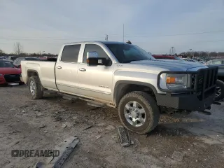 2015 GMC Sierra 3500HD SLT z VIN 1GT423E89FF547639, wystawiony jako Copart lot #86342214 z przebiegiem 185 012 mil mil oraz Szkoda całkowita • Salvage title. Historia ofert i sprzedaży dostępna na DreamBid. Obrazek 4.