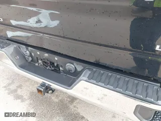 2019 Chevrolet Silverado 1500 LT with VIN 3GCPWCEDXKG114113, listed as a IAAI auction lot 41567949 with 201,043 mi miles. Bid and sale history available at carsss.com. Image 6.