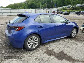 2023 Toyota Corolla Hatchback SE with VIN JTND4MBE8P3191760, listed as a Copart auction lot 64252394 with 10,255 mi miles and Salvage Title. Bid and sale history available at carsss.com. Image 3.