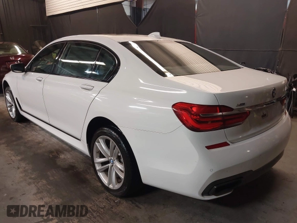 2016 BMW 7 Series 750i xDrive with VIN WBA7F2C59GG419656, listed as a IAAI auction lot 42118092 with 108,560 mi miles and . Bid and sale history available at DreamBid. Image 3.