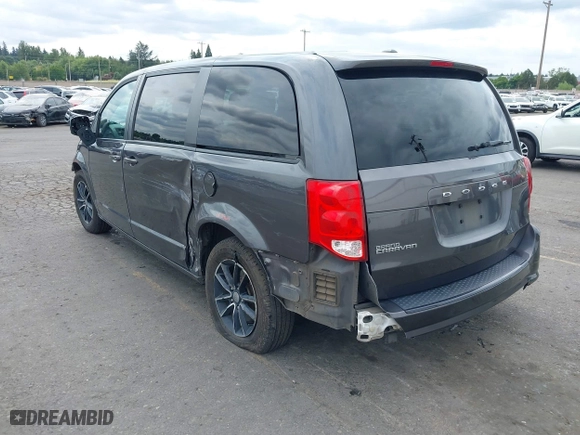 2019 Dodge Grand Caravan SE with VIN 2C4RDGBG4KR502999, listed as a IAAI auction lot 40103732 with 157,823 mi miles. Bid and sale history available at carsss.com. Image 3.