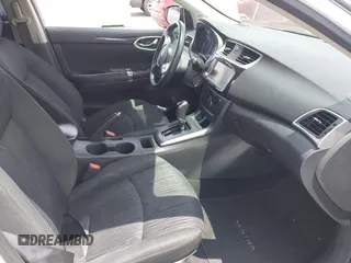 2019 Nissan Sentra SV z VIN 3N1AB7AP9KY289202, wystawiony jako IAAI lot #42247954 z przebiegiem 112 703 mil mil oraz . Historia ofert i sprzedaży dostępna na DreamBid. Obrazek 5.