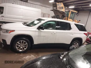 2018 Chevrolet Traverse LS with VIN 1GNEVFKW8JJ193464, listed as a IAAI auction lot 41448963 with 90,910 mi miles. Bid and sale history available at carsss.com. Image 14.