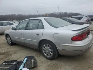 2000 Buick Regal GS with VIN 2G4WF5515Y1167893, listed as a Copart auction lot 44060985 with 173,295 mi miles and Salvage Title. Bid and sale history available at carsss.com. Image 2.