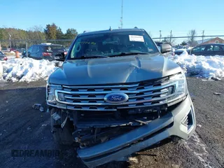 2019 Ford Expedition Limited with VIN 1FMJU2AT8KEA33195, listed as a IAAI auction lot 41222650 with 76,729 mi miles. Bid and sale history available at carsss.com. Image 12.