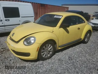 2015 Volkswagen Beetle Fleet Edition with VIN 3VWF17AT7FM639729, listed as a Copart auction lot 49905695 with 115,587 mi miles and Salvage Title. Bid and sale history available at DreamBid. Image 1.