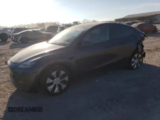 2022 Tesla Model Y Long Range with VIN 7SAYGDEE6NF331851, listed as a Copart auction lot 43600955 with 32,680 mi miles and Salvage Title. Bid and sale history available at DreamBid. Image 1.