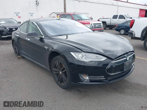 2014 Tesla Model S 60 с VIN 5YJSA1H10EFP48975, выставлен на аукционе IAAI как лот 42249935 с пробегом 105 524 миль миль и . История ставок и продаж доступна на DreamBid. Изображение 1.